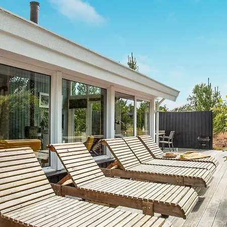 Holiday home Steenbo *